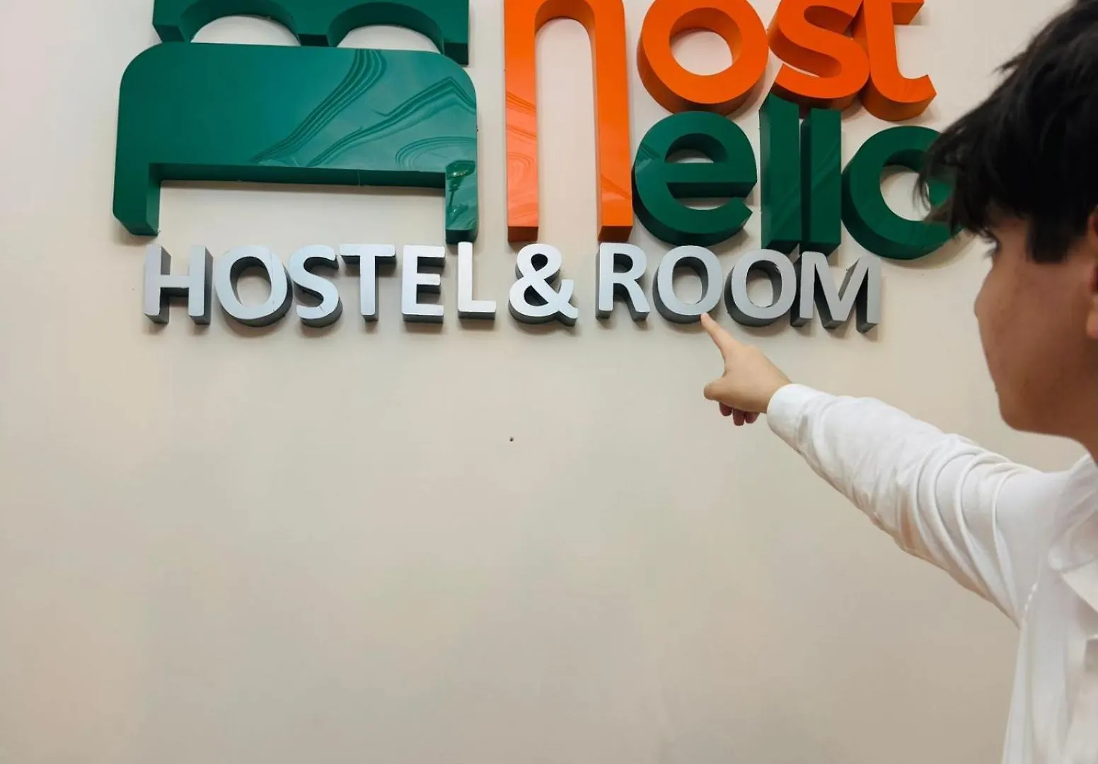 ホステル Hostello バクー